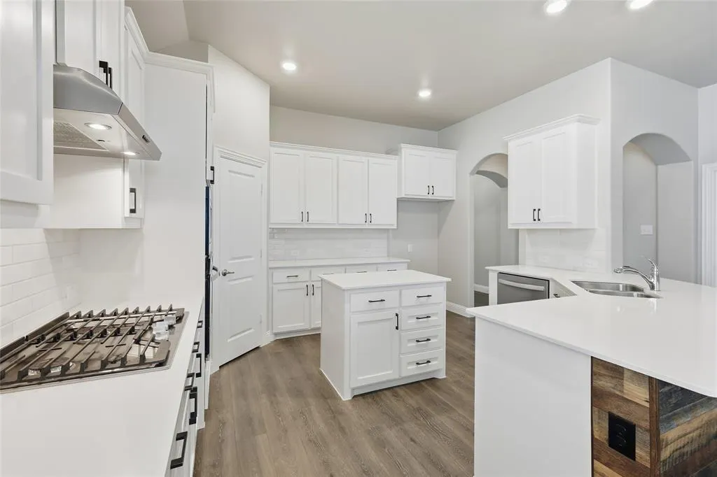 1424 Green Valley Way