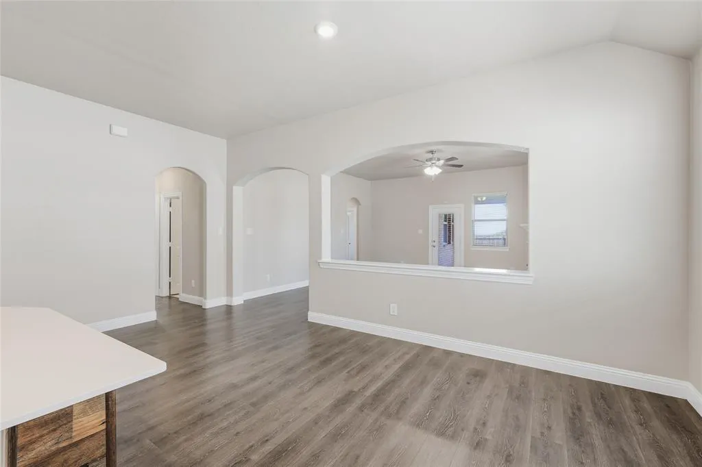 1424 Green Valley Way