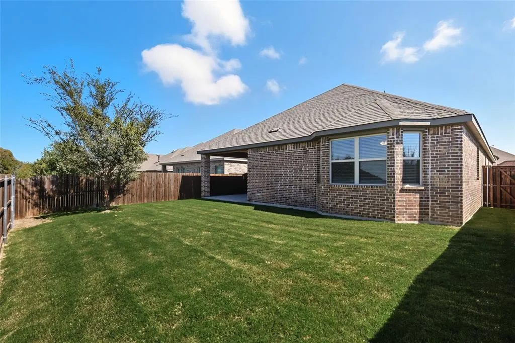 1424 Green Valley Way
