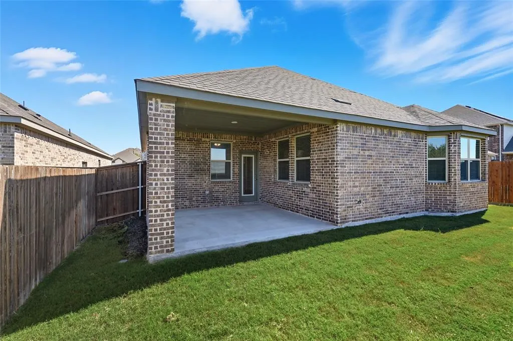 1424 Green Valley Way