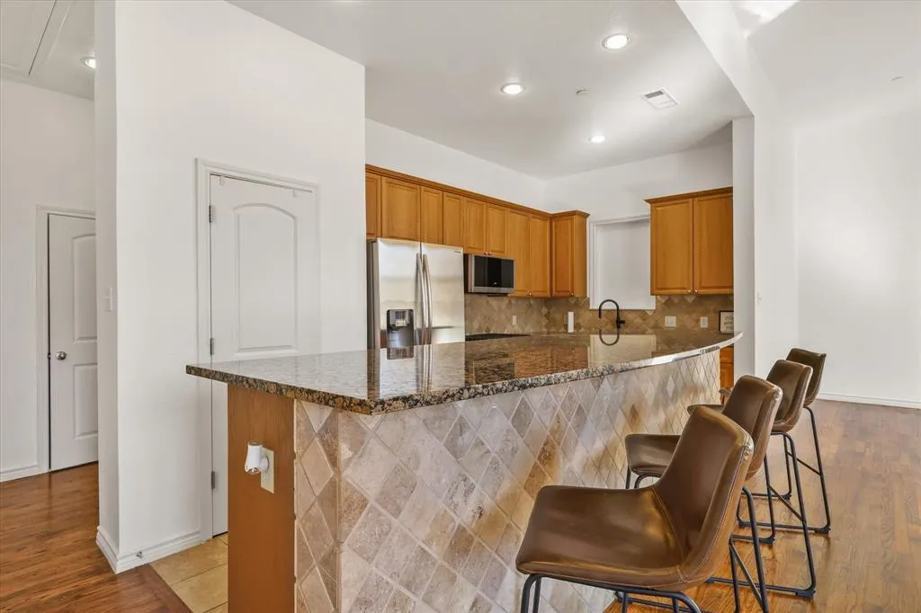 13900 Noel Road, #6