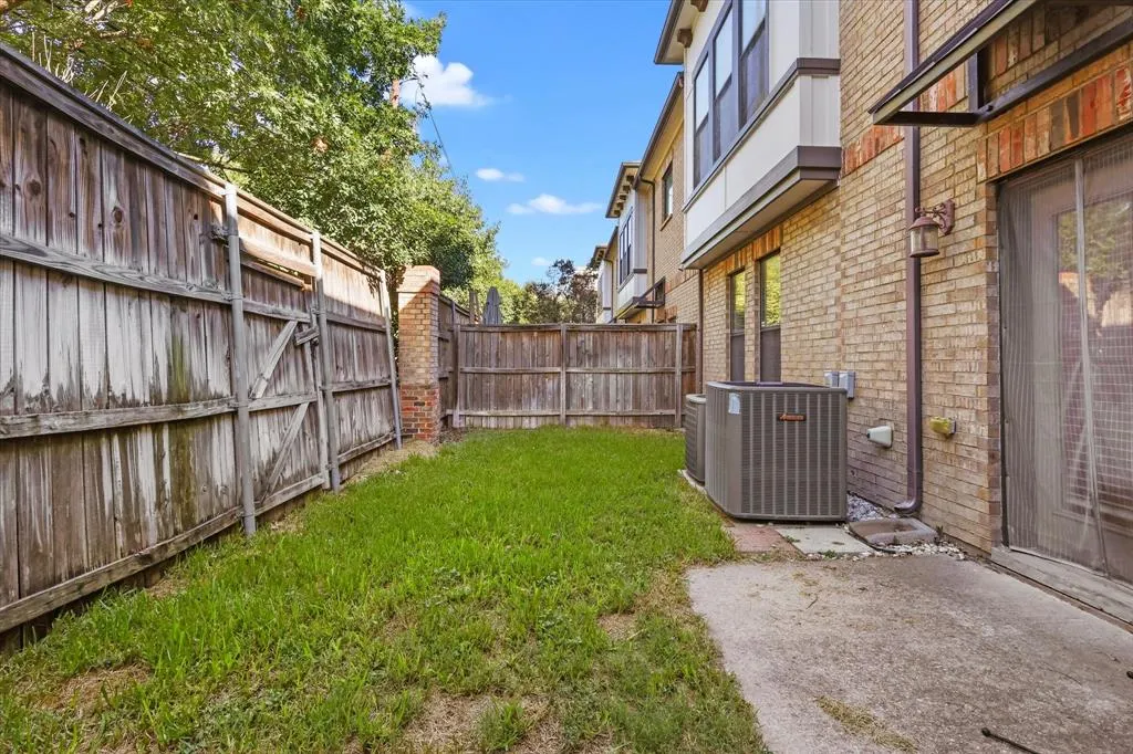 13900 Noel Road, #6