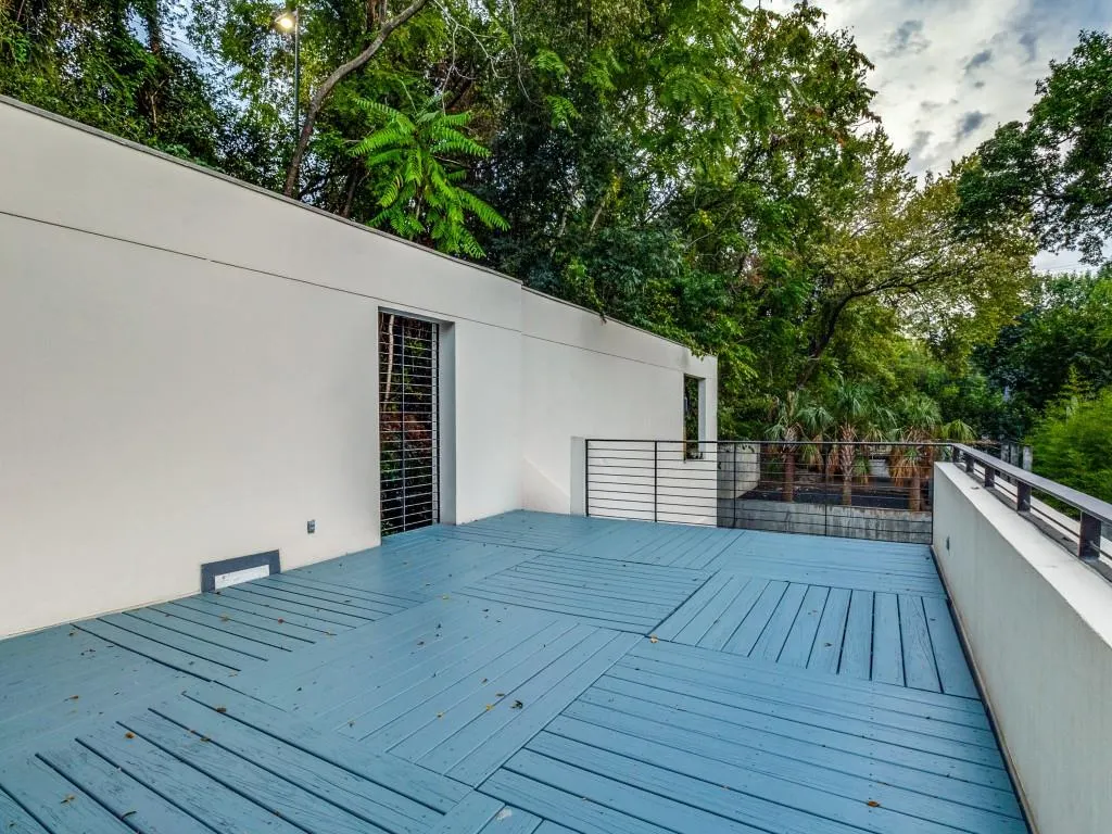 3818 Turtle Creek Drive
