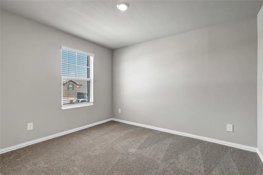515 Ezra Lane