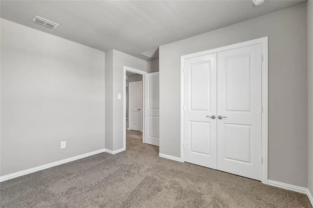 515 Ezra Lane