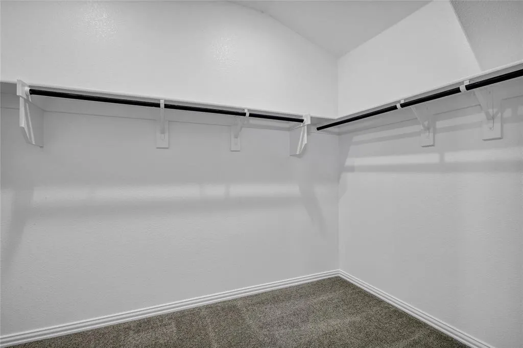 515 Ezra Lane
