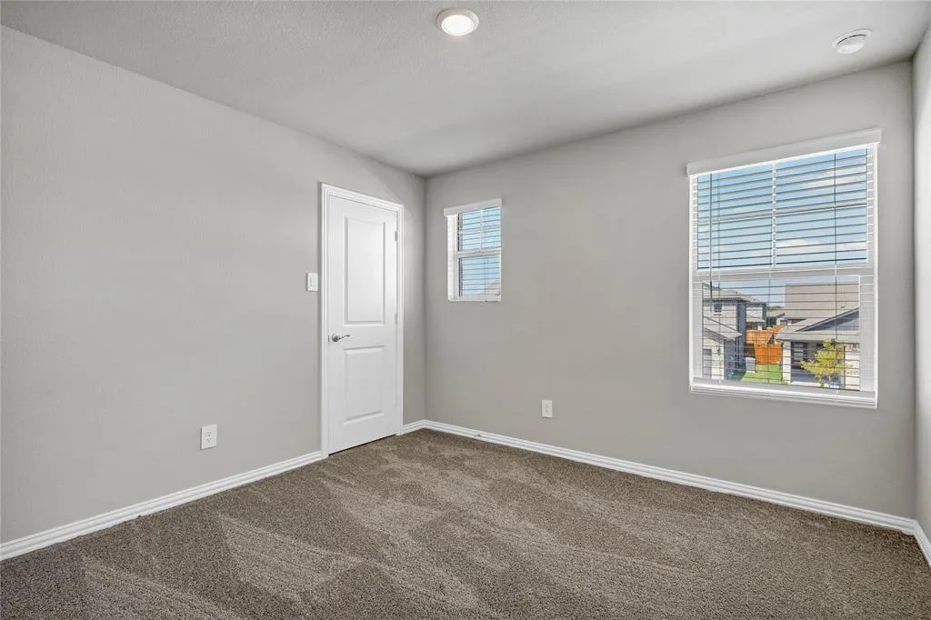 515 Ezra Lane