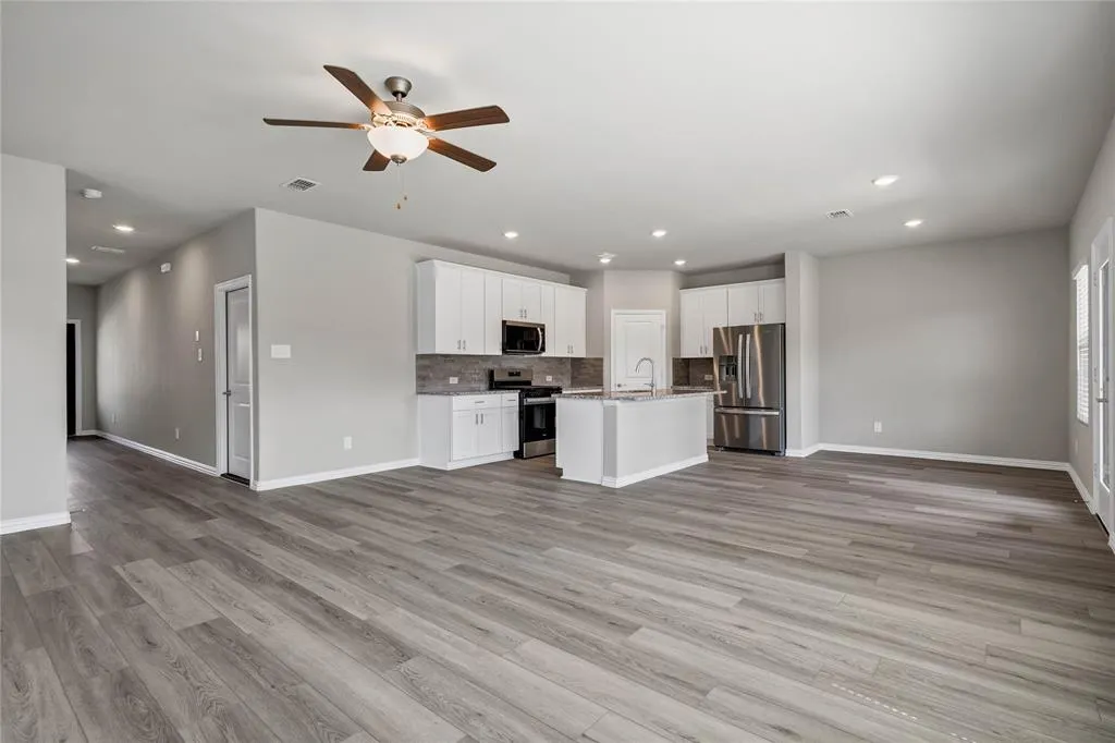 515 Ezra Lane