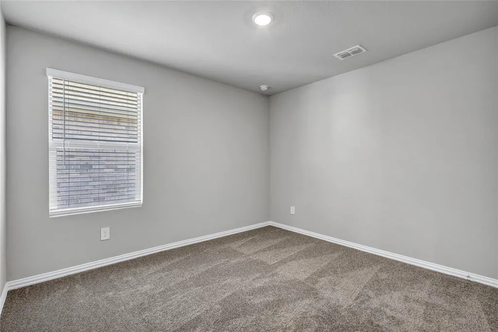 515 Ezra Lane