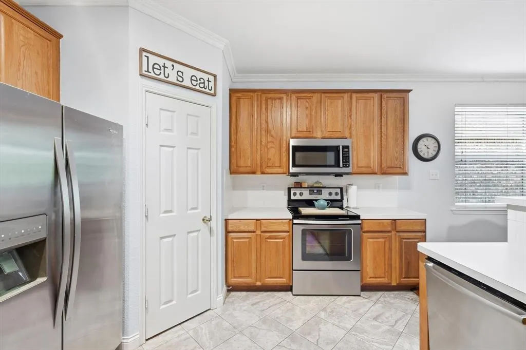 2604 Cypress Point Drive