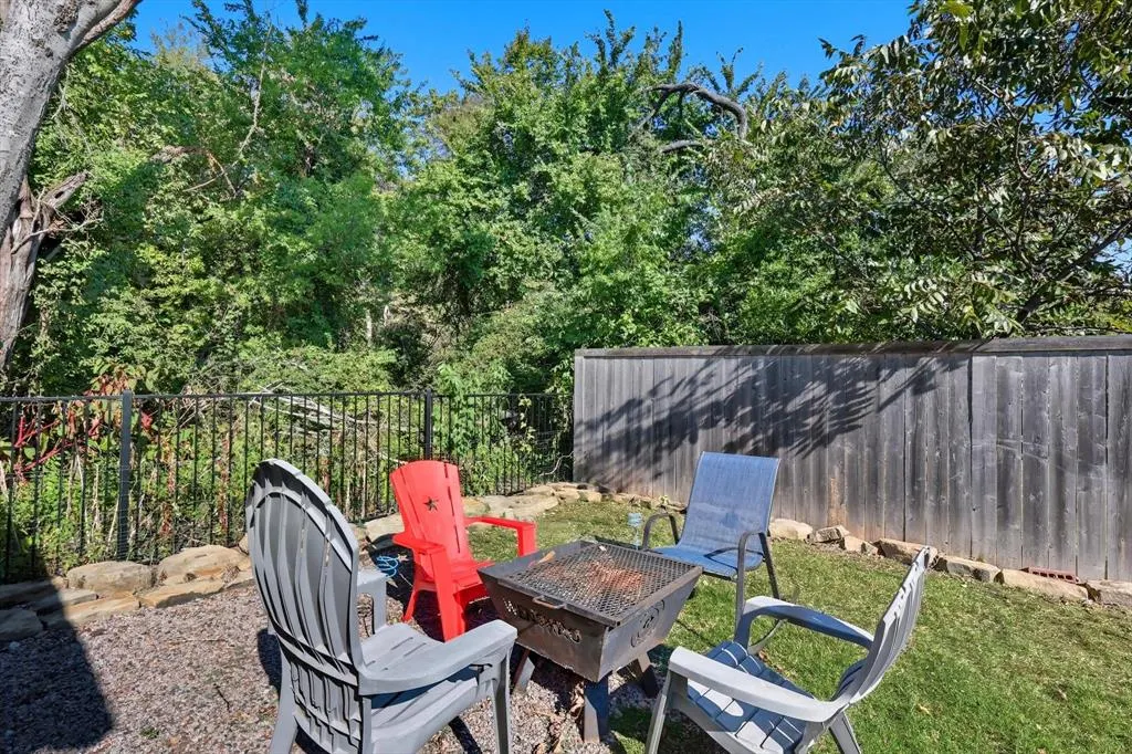 2604 Cypress Point Drive