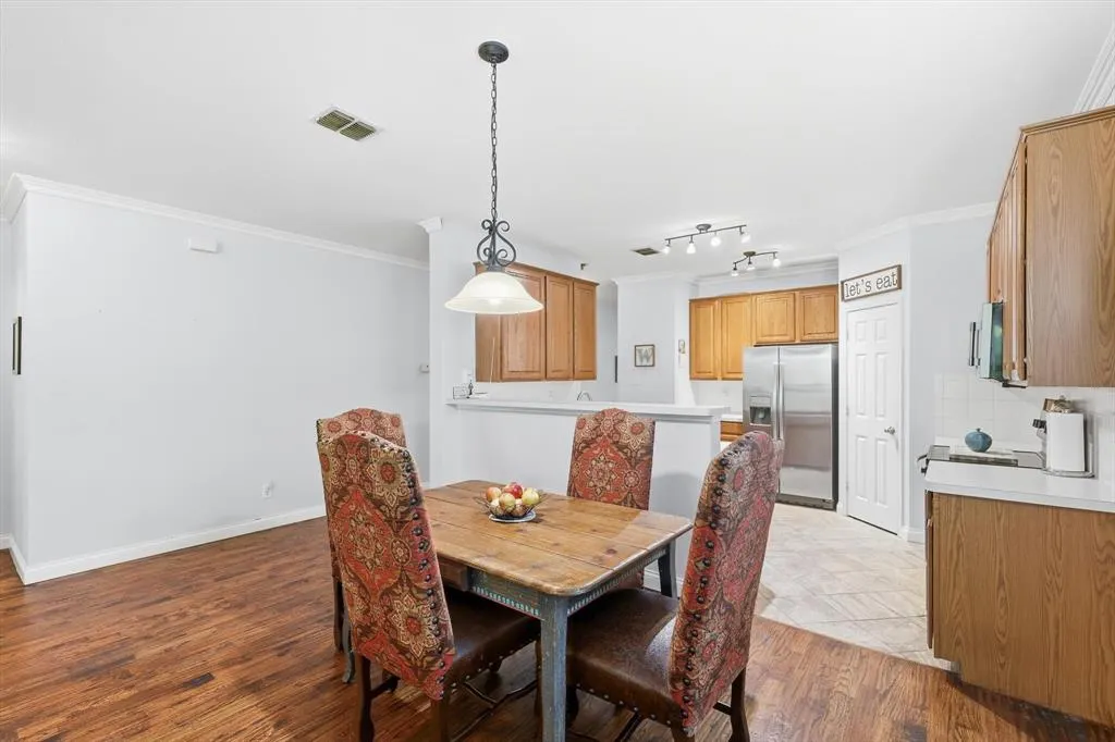 2604 Cypress Point Drive