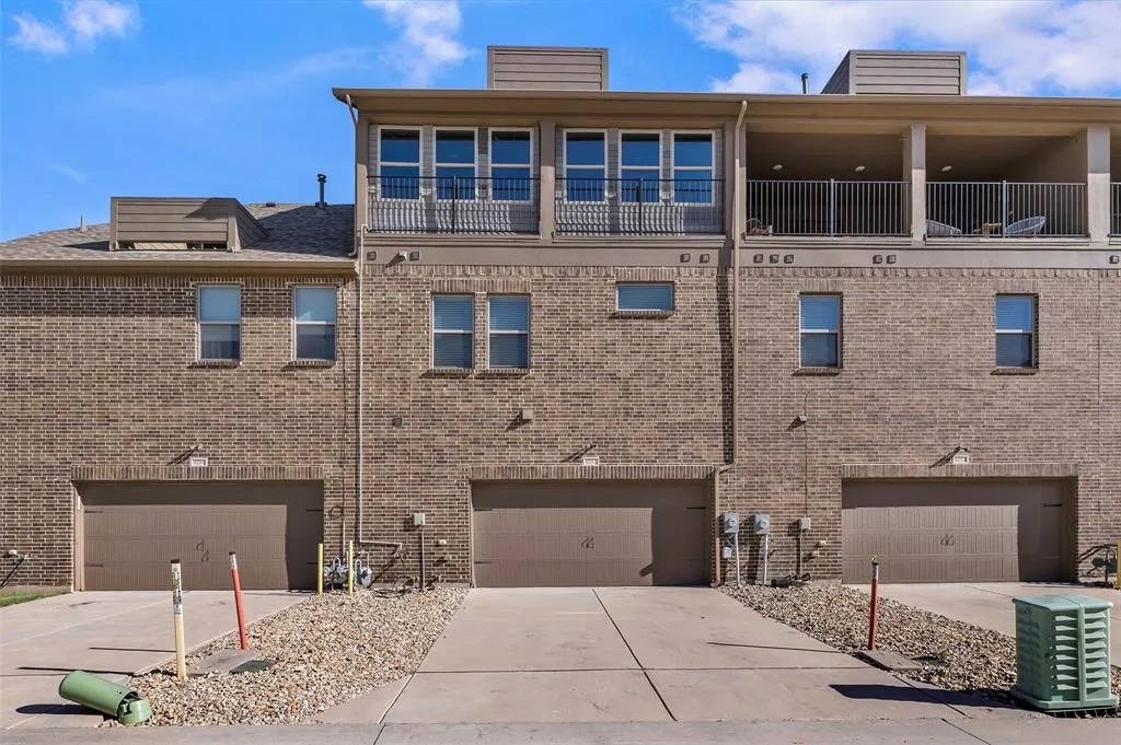 6267 Blythe Drive
