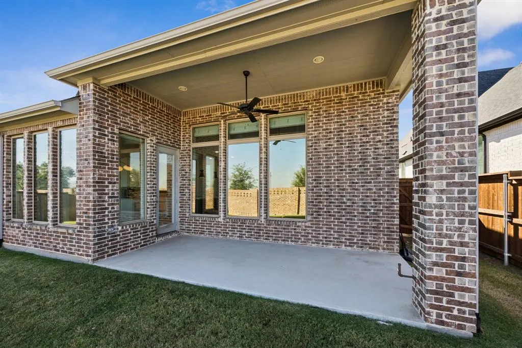 3516 Clairborne Drive