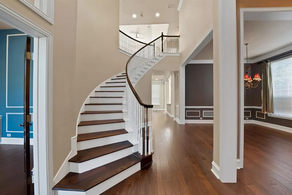 3700 Wagon Wheel Court