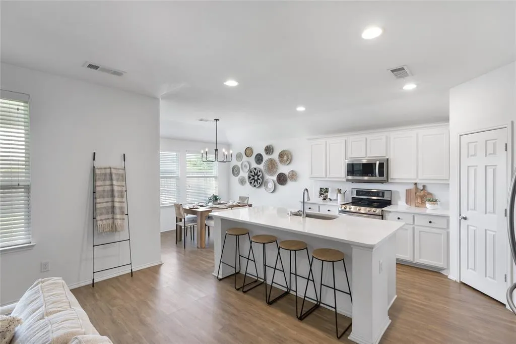1808 Ranch Trail Road
