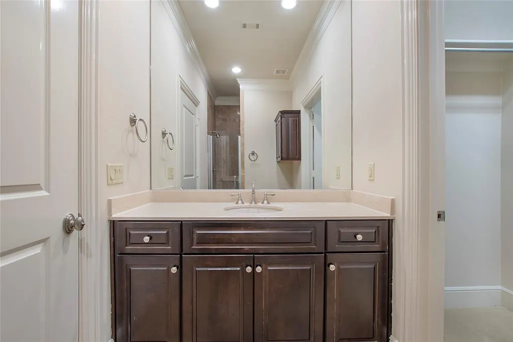 6405 Bandera Avenue, #3A