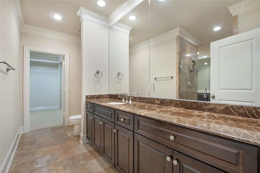 6405 Bandera Avenue, #3A