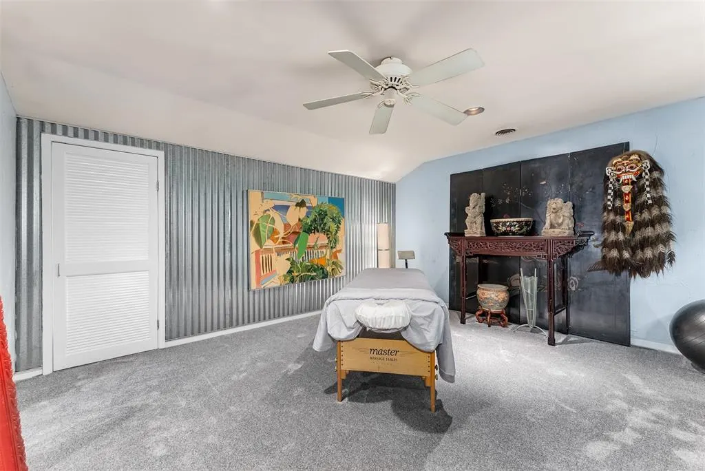 10406 Crestover Drive