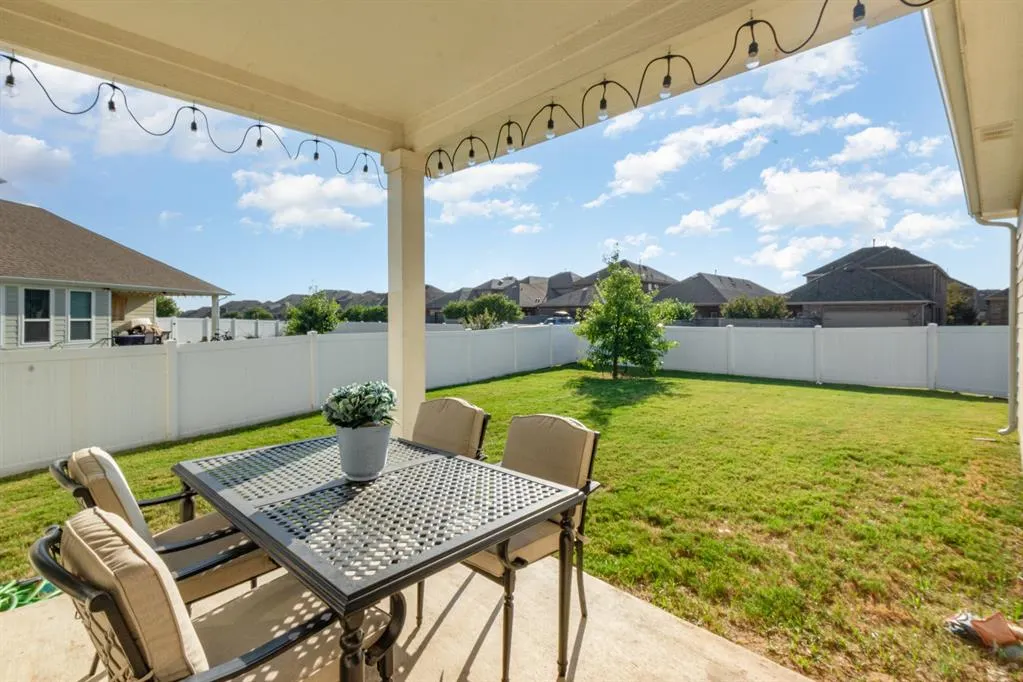 2305 Telfair Way