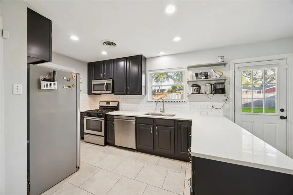 605 Fairview Drive