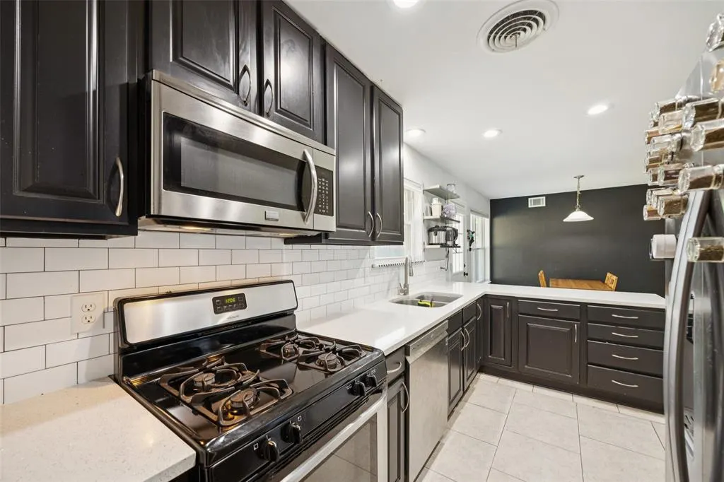 605 Fairview Drive