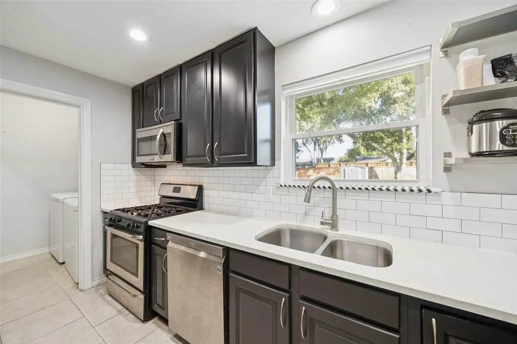 605 Fairview Drive