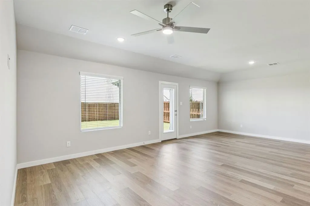 520 Regency Court