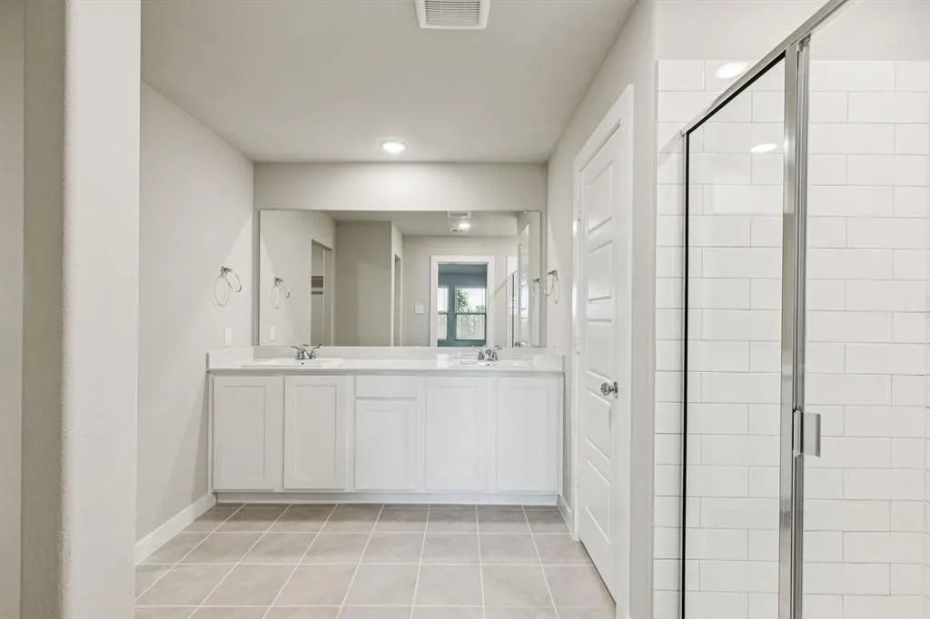 520 Regency Court