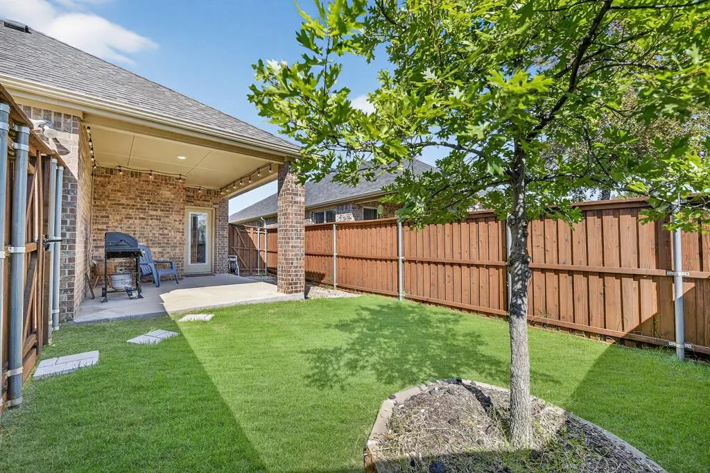 2209 Barx Drive