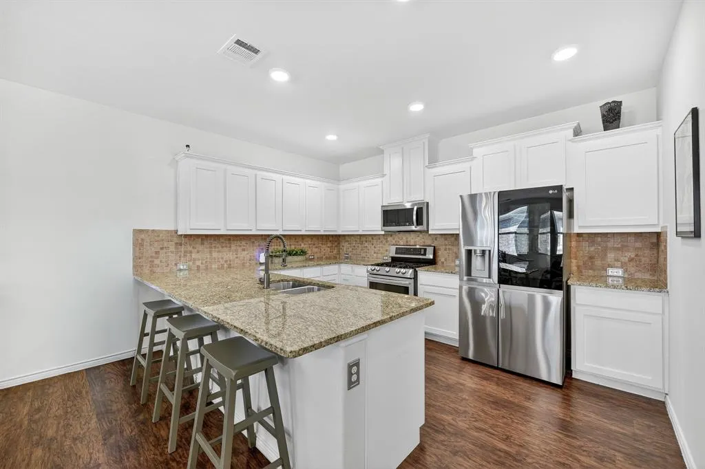 2209 Barx Drive