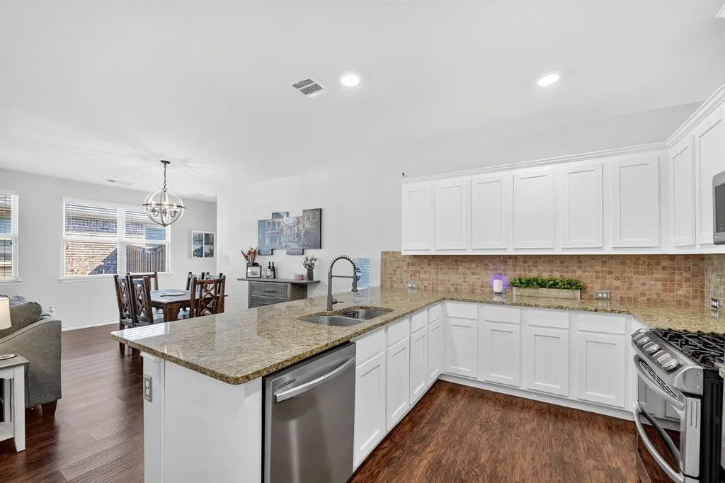 2209 Barx Drive