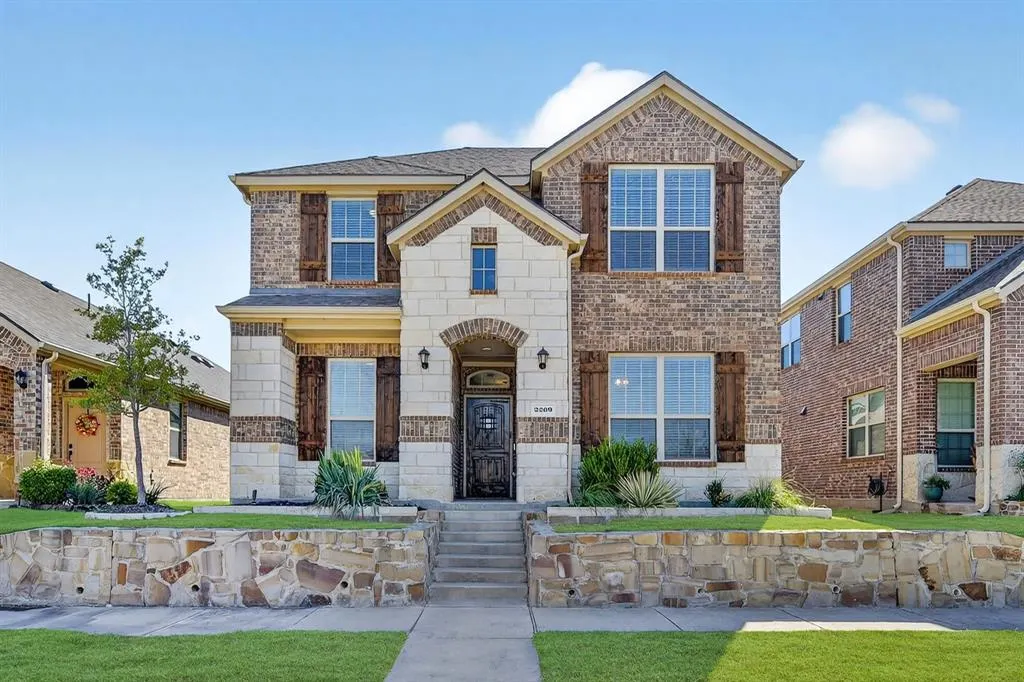 2209 Barx Drive