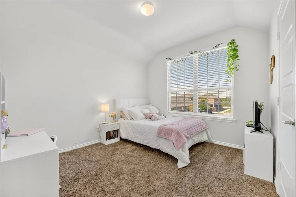 2209 Barx Drive