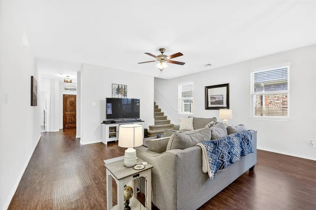 2209 Barx Drive