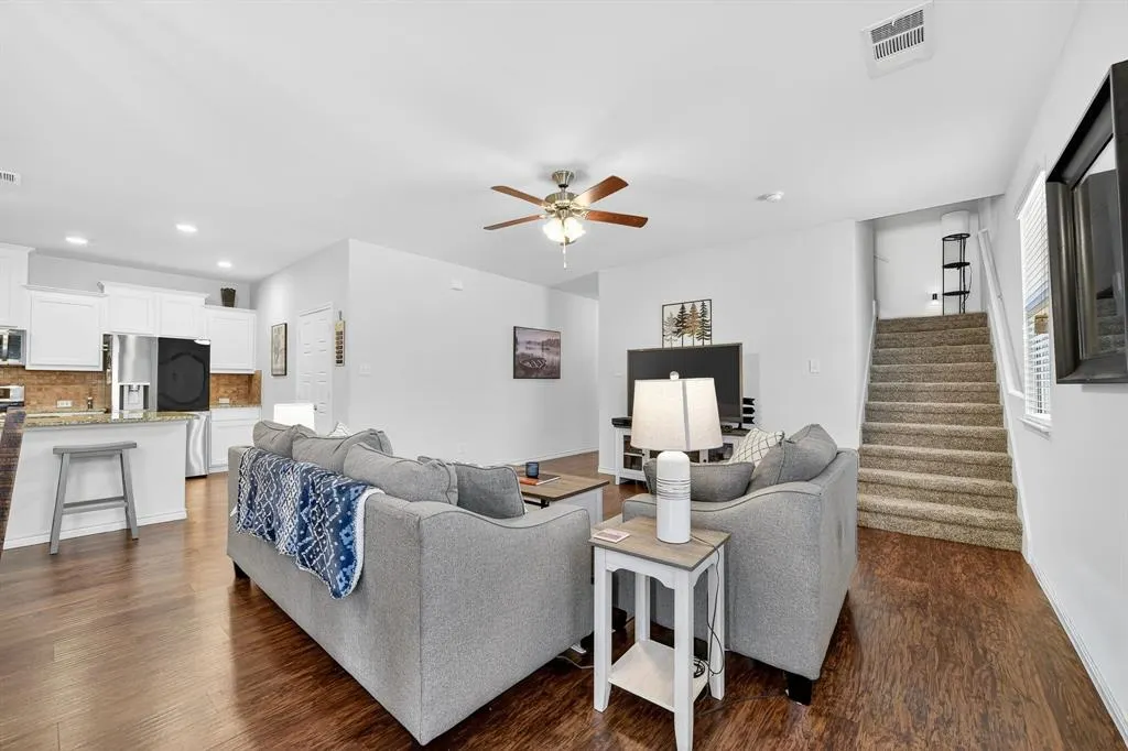 2209 Barx Drive