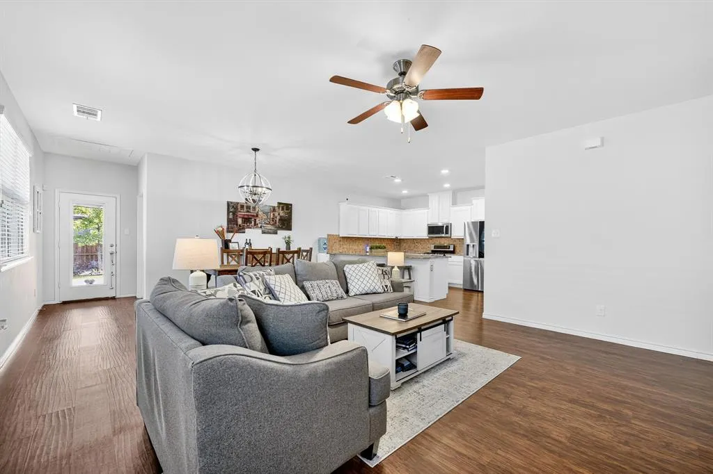 2209 Barx Drive