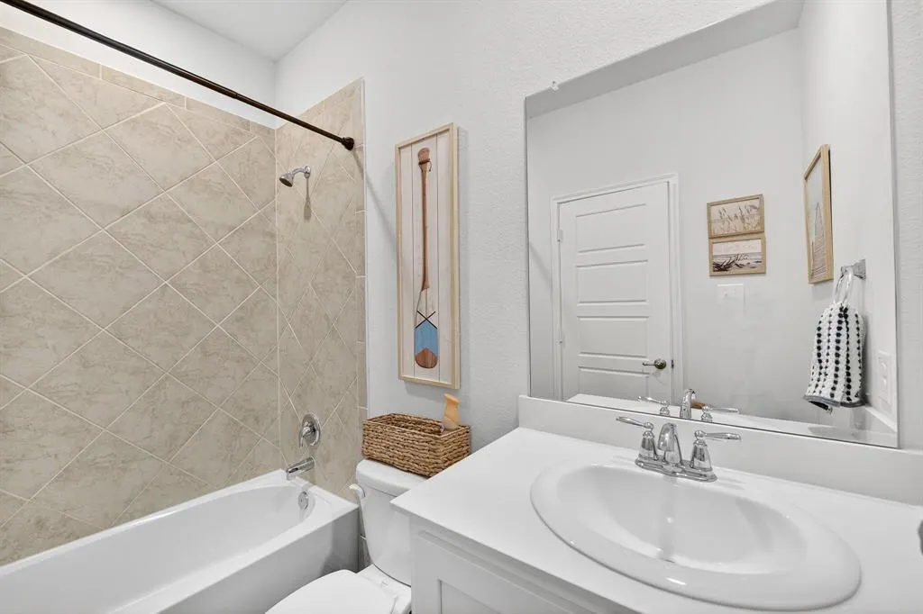 2209 Barx Drive