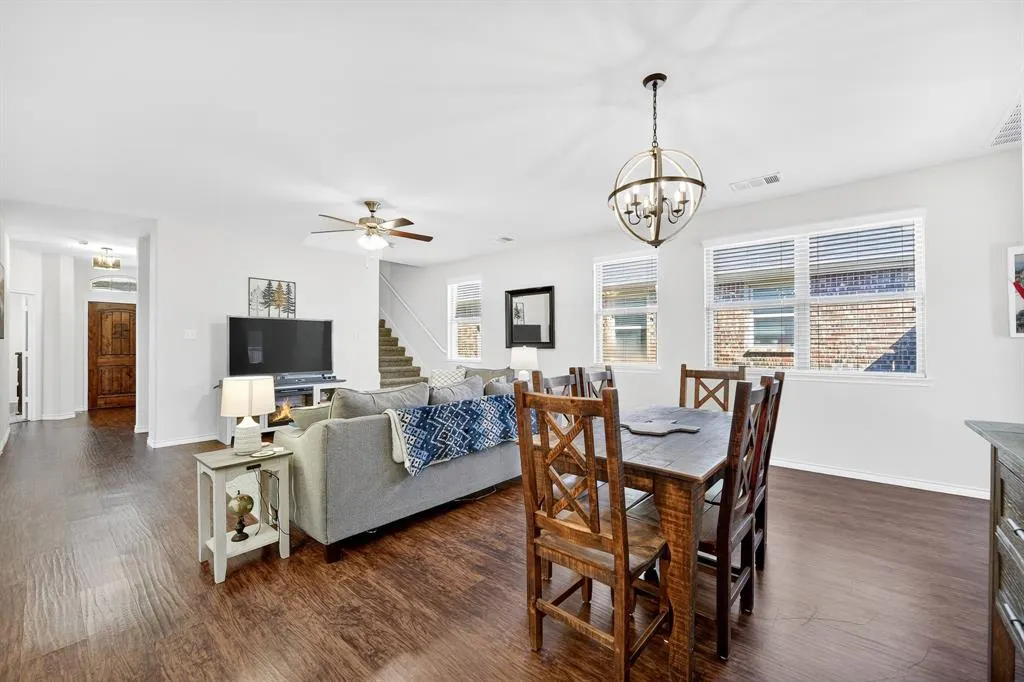 2209 Barx Drive