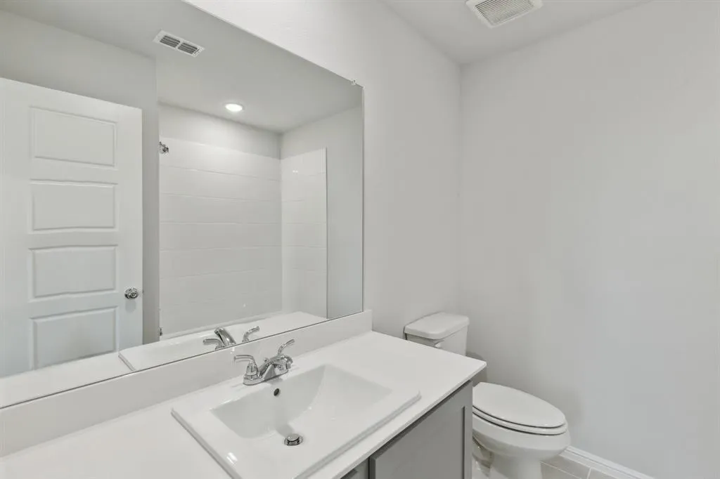 524 Regency Court