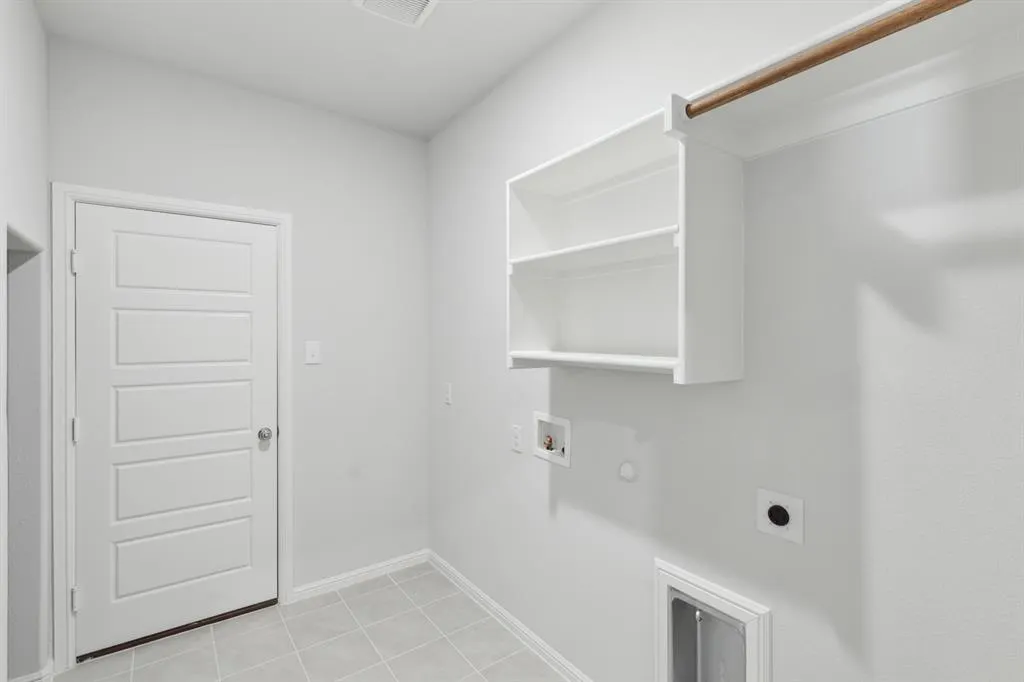 524 Regency Court