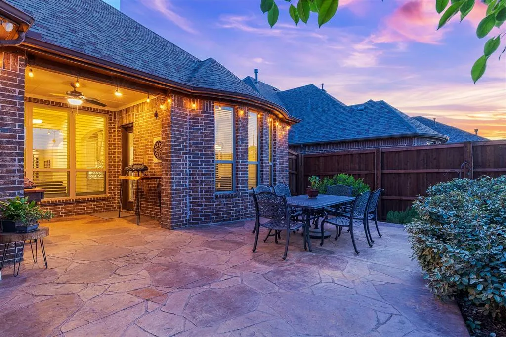 4020 Angelina Drive