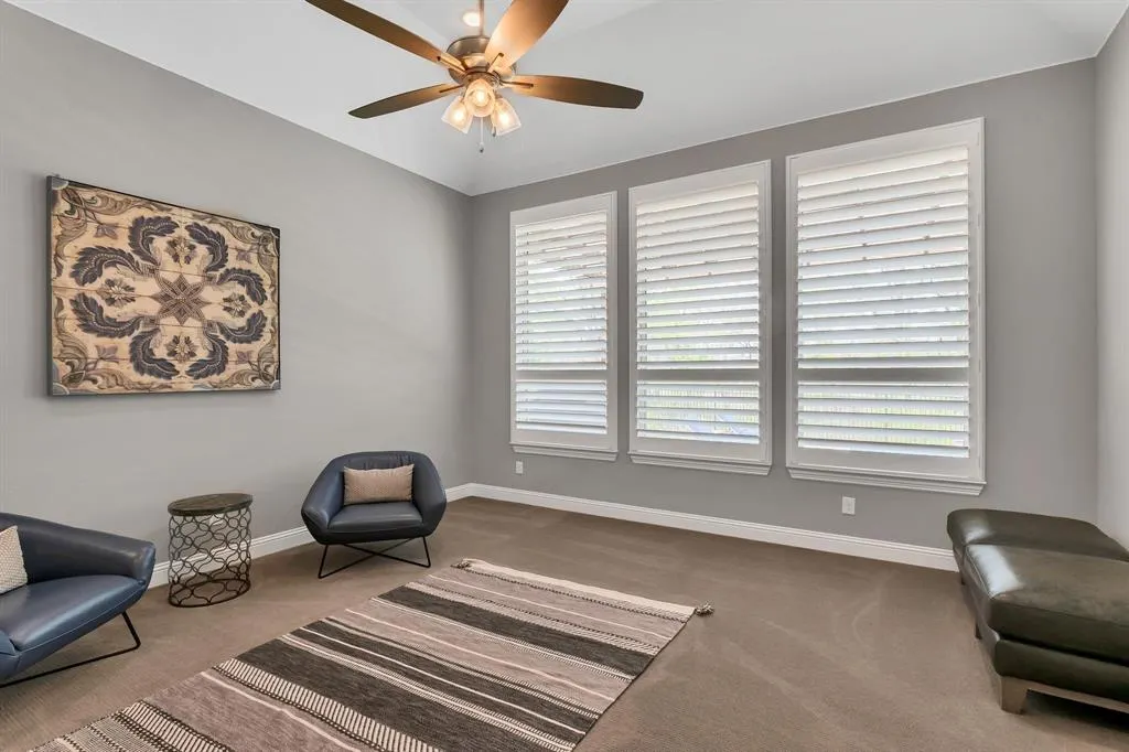 8516 Autumn Lake Trail