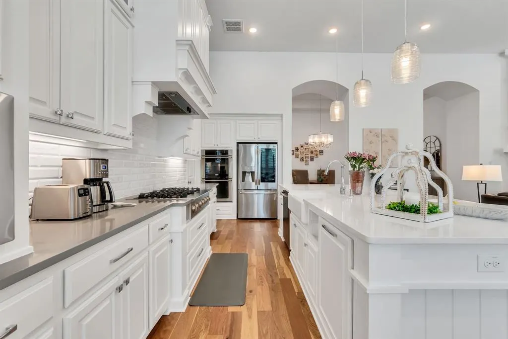 8516 Autumn Lake Trail