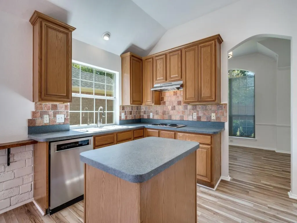 8724 Clearview Court