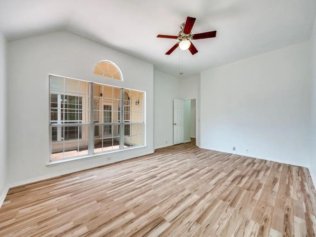 8724 Clearview Court
