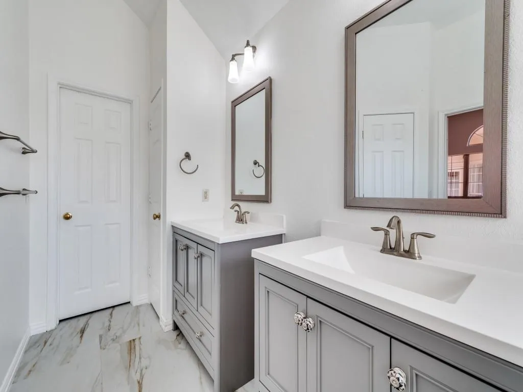 8724 Clearview Court