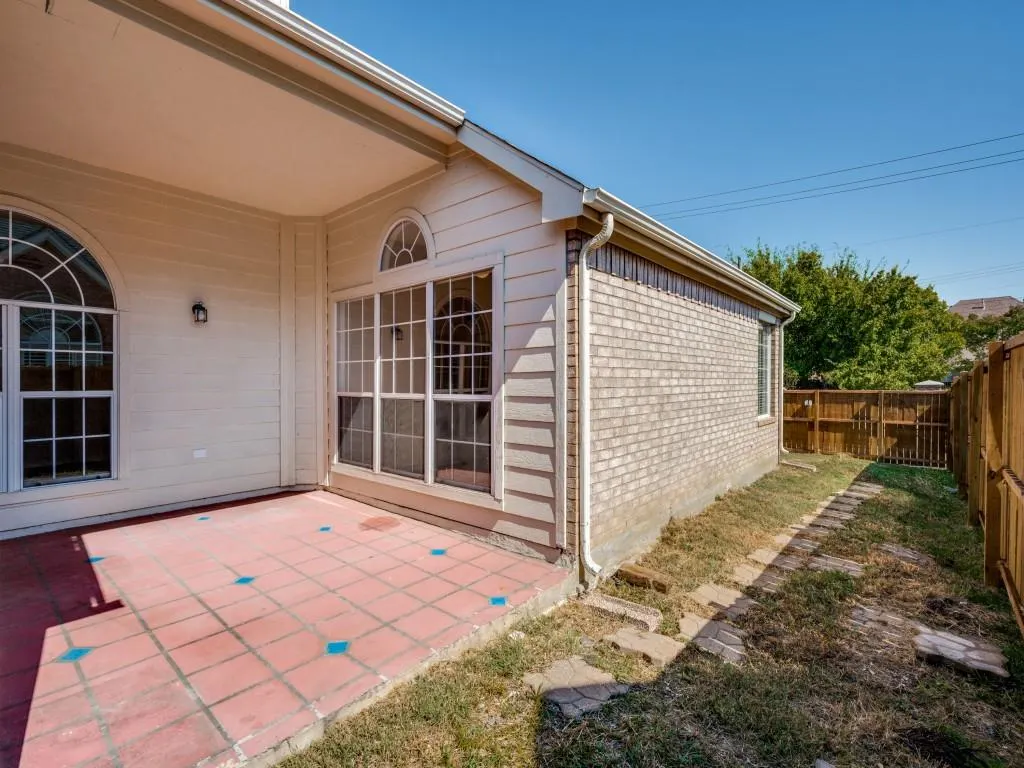 8724 Clearview Court