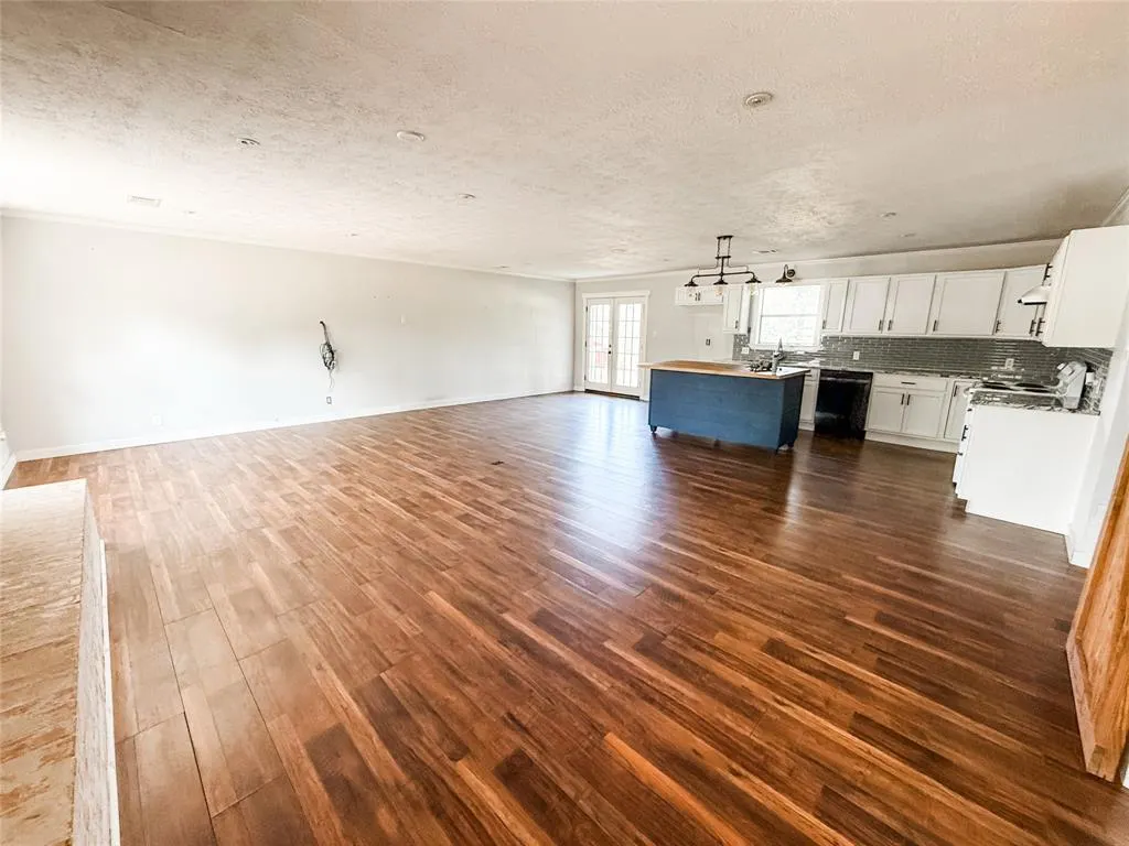 9014 Conway Road