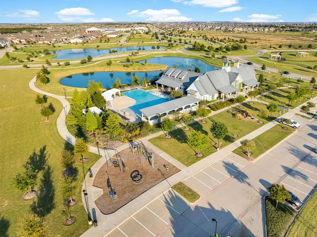 1913 Jumper Fields Drive